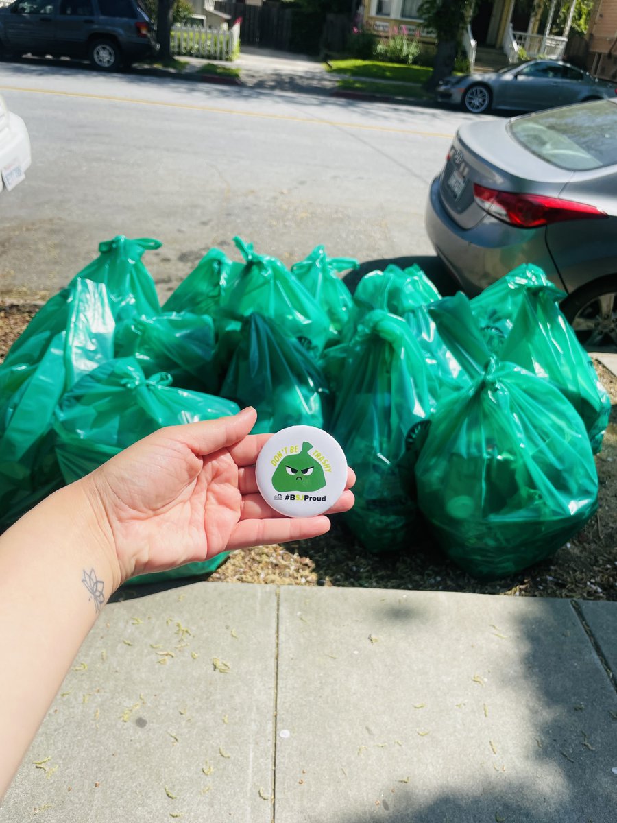 cucsjsu's tweet photo. Take a look at some pictures of the past Litter Pick! Thank you to the SUN neighborhood, the McKinley neighborhood, the Washington neighborhood, and the Spartan Keyes neighborhood! Thank you for allowing CommUniverCity to be a part of the great American litter pickup! https://t.co/gFH8WJK9JM