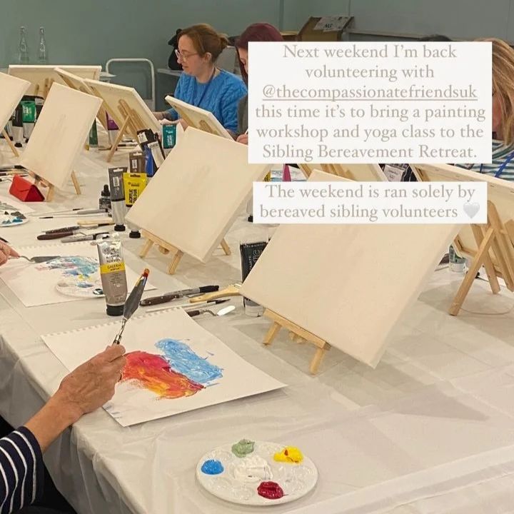 This weekend bereaved sibling and artist, Megan, will be at our retreat for bereaved siblings offering a mindful painting workshop. 0ver 40 bereaved siblings will be with us spending time together and finding empathy and understanding. #siblinggrief #siblinggriefsupport