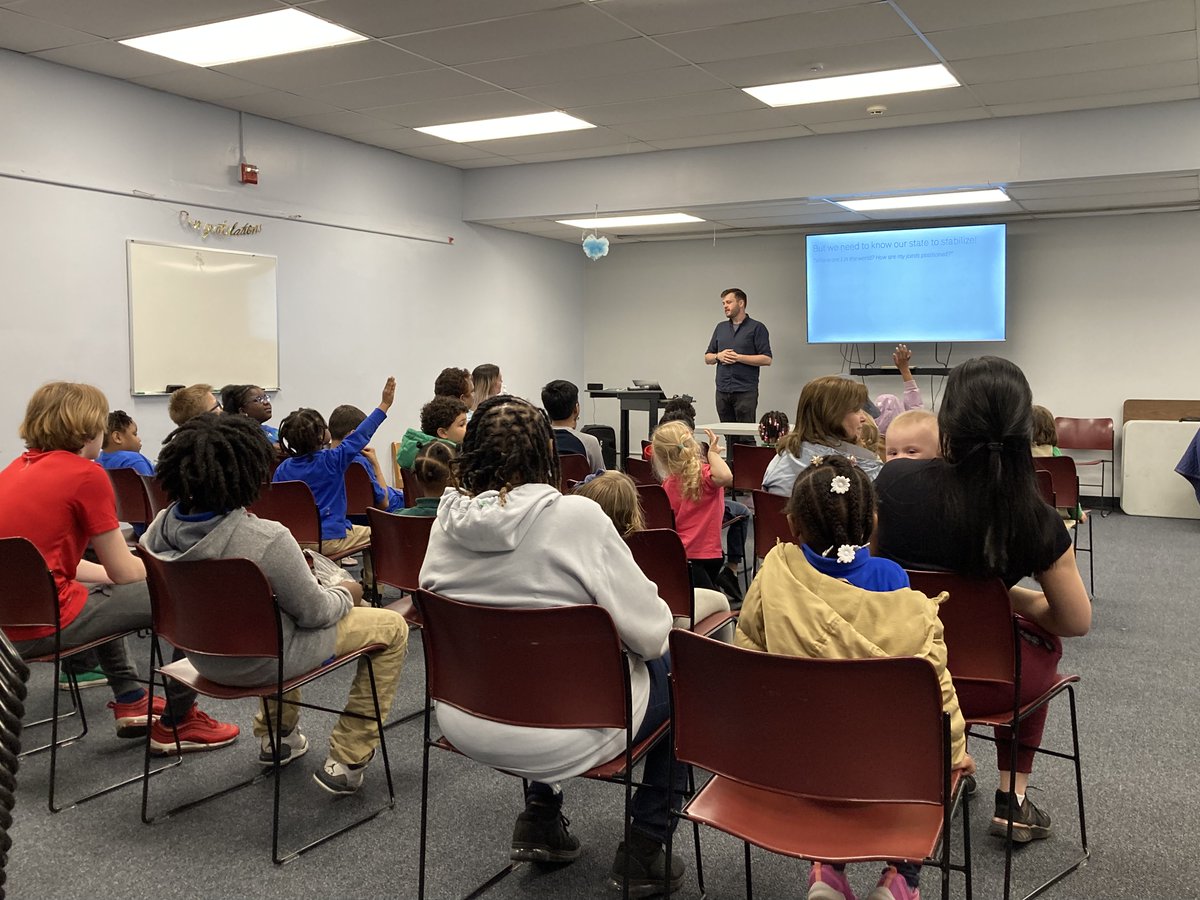 GRASPlab's tweet image. Thank you to everyone who came out to yesterday's Fun with Robots Week 3 event at the Roxborough Branch Library of Philadelphia! @FreeLibrary A BIG thank you to workshop leader Jake Welde!!!
Join us again next Tuesday!
#GRASP #GRASPLab #FunwithRobots