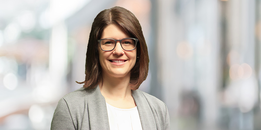Wir haben Melanie Zemp, stellvertretende Direktorin und Bereichsleiterin stationäre Tarife bei der Zentralstelle für Medizinaltarife UVG (ZMT) zur #Tarifpartnerschaft interviewt. Sie gab spannende Einblicke zu Unterschieden und Parallelen von UVG und KVG. bit.ly/44djqXQ