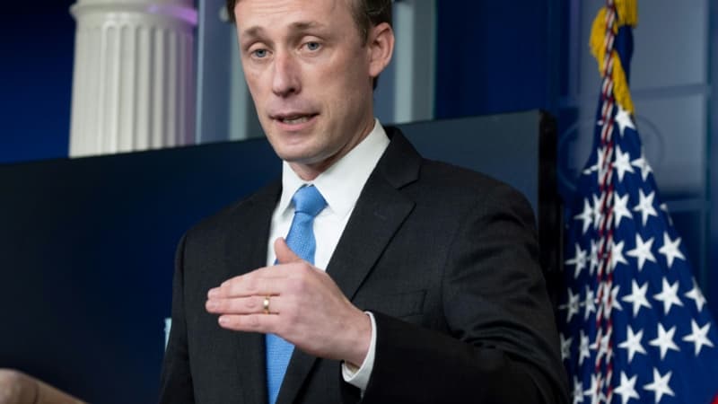 BasseCourFr's tweet image. &quot;La Maison Blanche approuve 61 milliards de dollars pour Kiev après l&apos;aval du Congrès. Est-ce une aide à l&apos;Ukraine ou une nouvelle escalade dans la crise? #Ukraine #Politique #AideFinancière&quot;