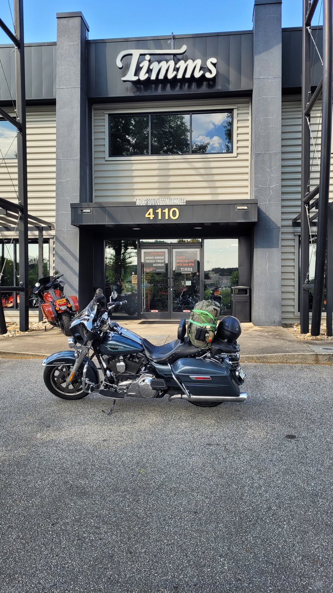 nofearion's tweet photo. Tmms Harley-Davidson in Greenville SC last Stop of the day #Hog #mobility https://t.co/UIX1LdosLR