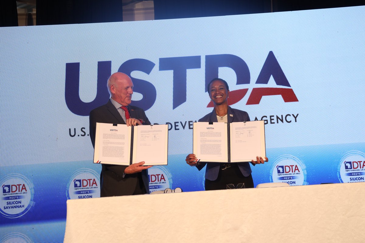 USTDA signed a grant agreement with Kenyan telecom company @WilkenTelcoms for a feasibility study to address #Kenya’s internet affordability gap through the development of new fiber optic and #5G infrastructure between Mombasa and Malaba. Details: ow.ly/q4X850Rnzsv