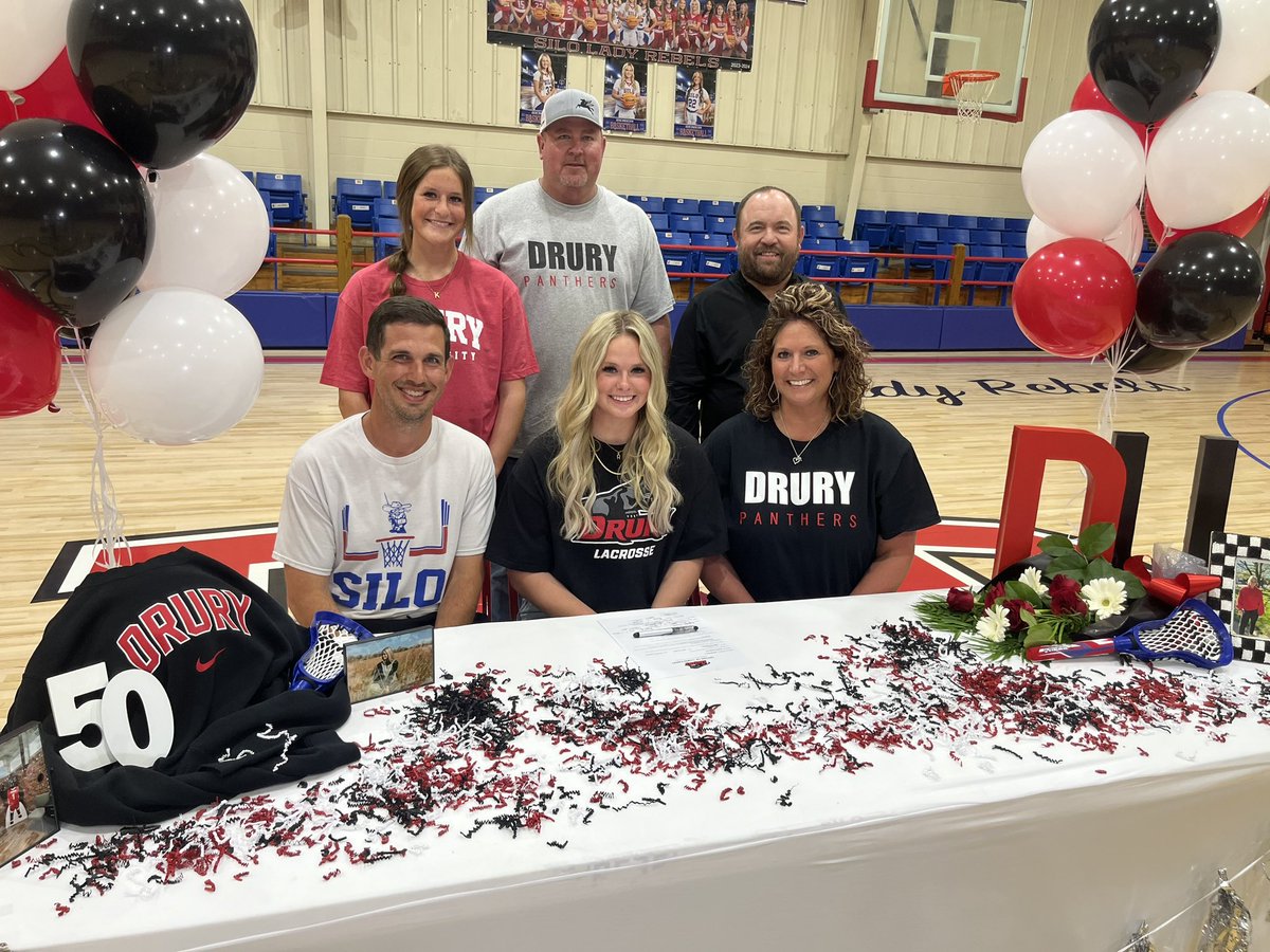 Signing day in Silo! Ryleigh Pierce is headed to Drury for lacrosse! Hear from her tonight! @silo_basketball