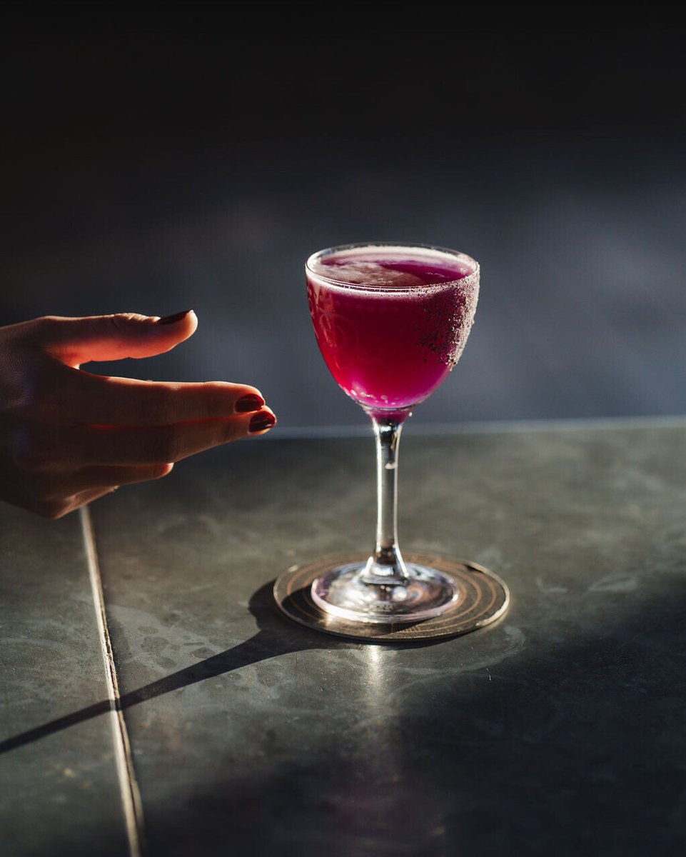 Come grab a post-work cocktail on the 29th floor 🍸