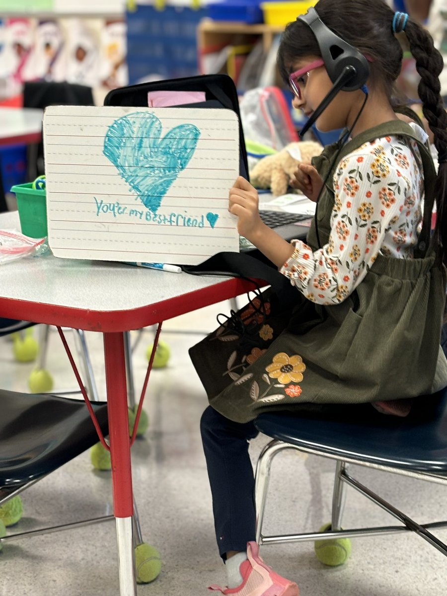 Mrs.Hoffmann tweet media