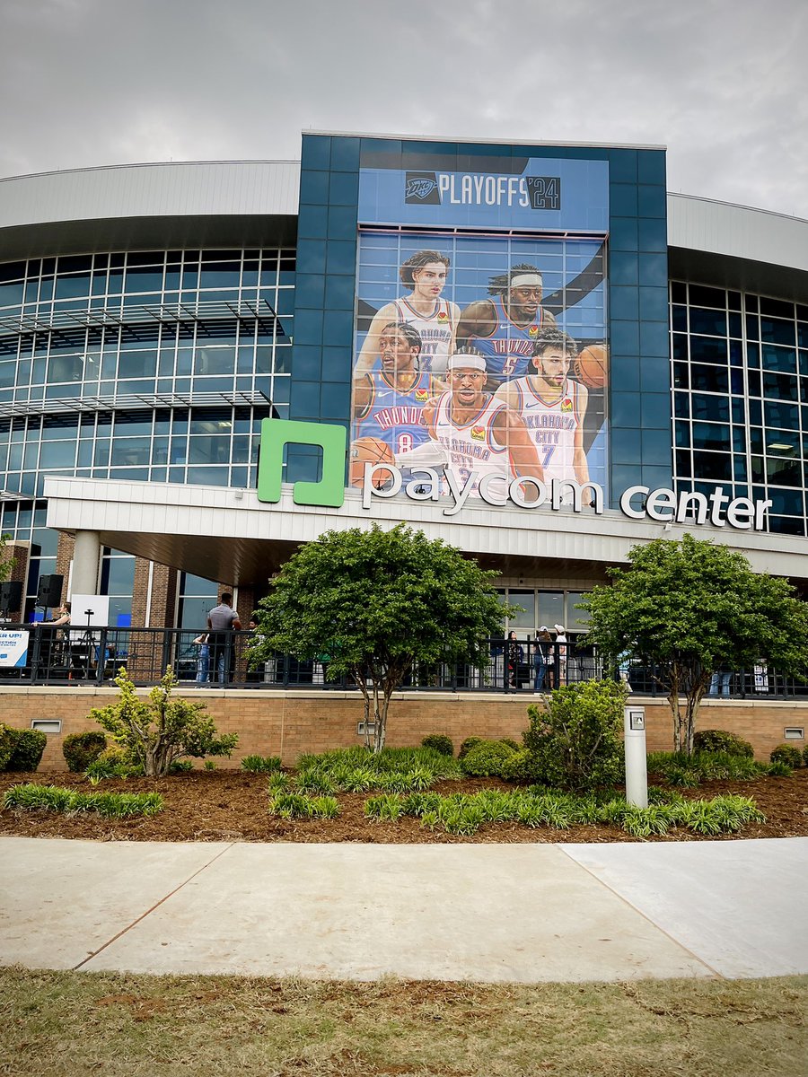 It’s time to THUNDER THE FUCK UP!!

#ThunderUp  | #RiseTogether | #WeAreONE