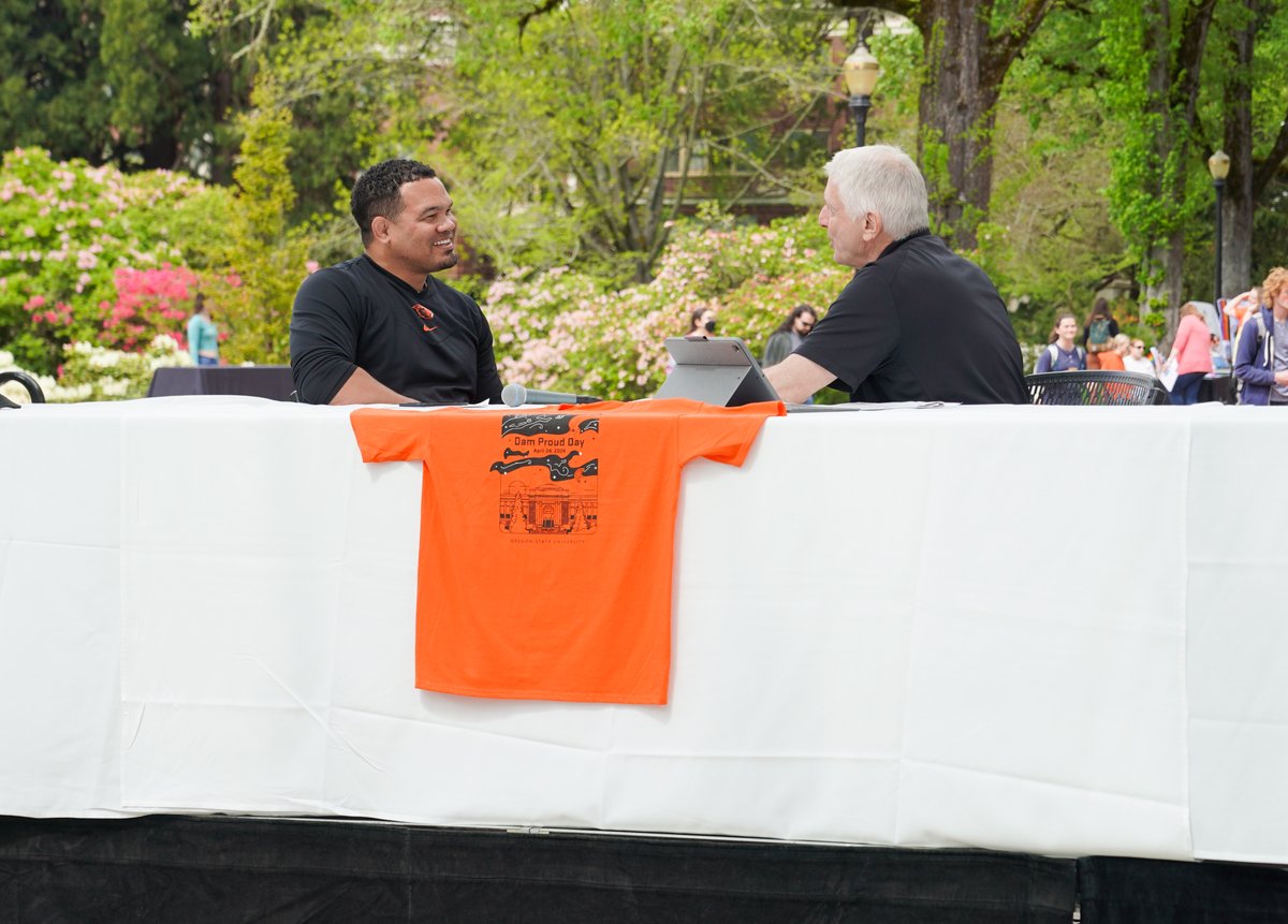 Let's rally for the Beavs! Coach Pendleton x Dam Proud Day Live bit.ly/dpd_wrestling #GoBeavs