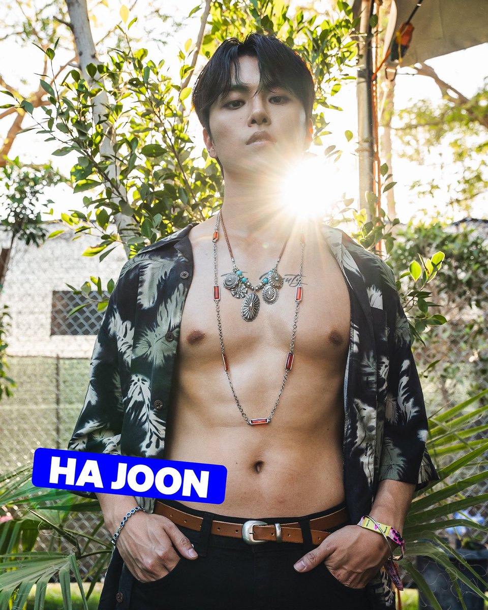 papermagazine's tweet photo. HA JOON for PAPER at Coachella 🤍 https://t.co/DccRpmqSZ4