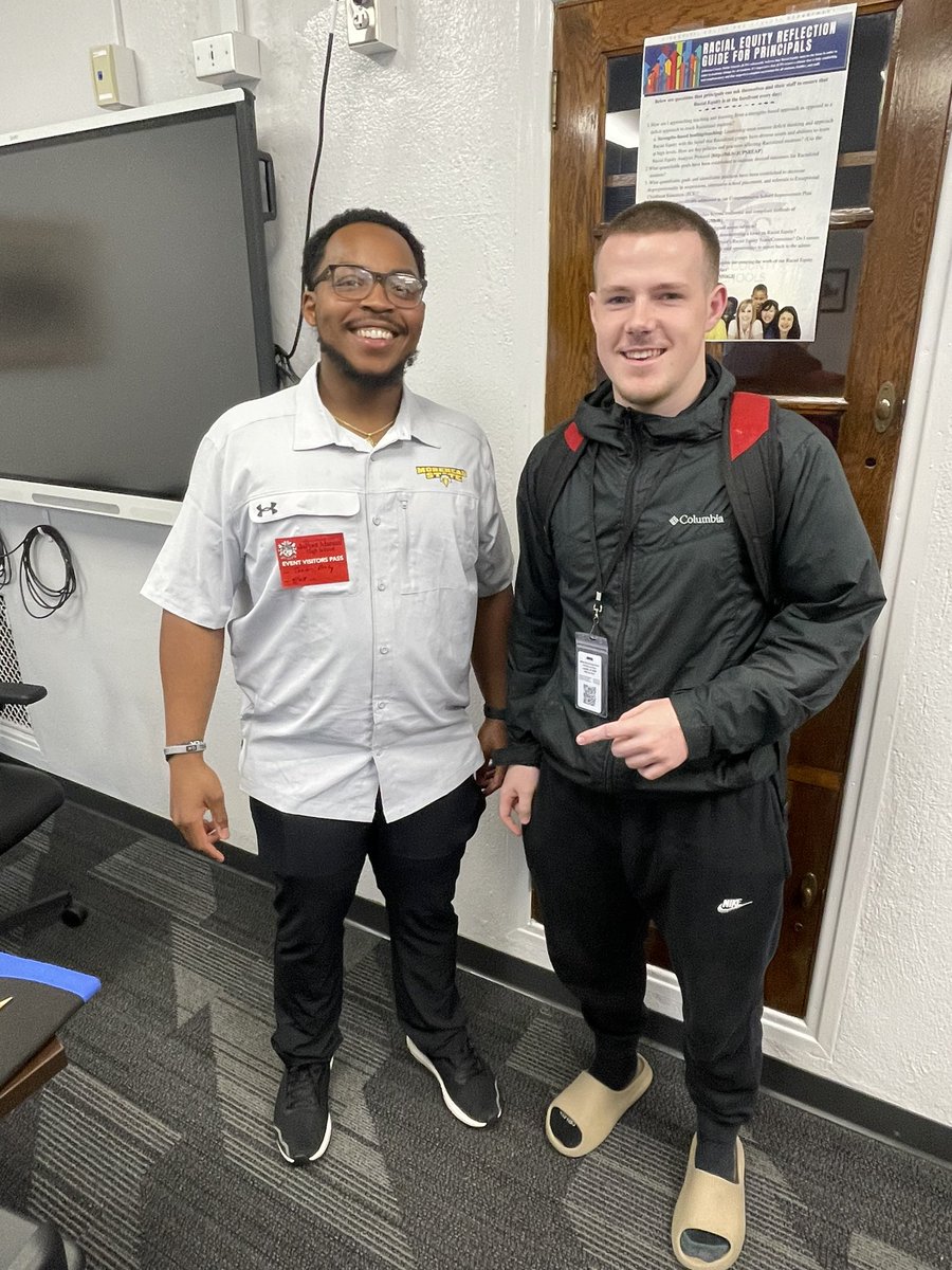 Thank you @CoaRo35 for stopping by to talk with me ! Can’t wait to get back to campus here soon ! @KamSmith_24 @CoachEckloff @dupontmanualfb @dandy_erik @ManualAthletics