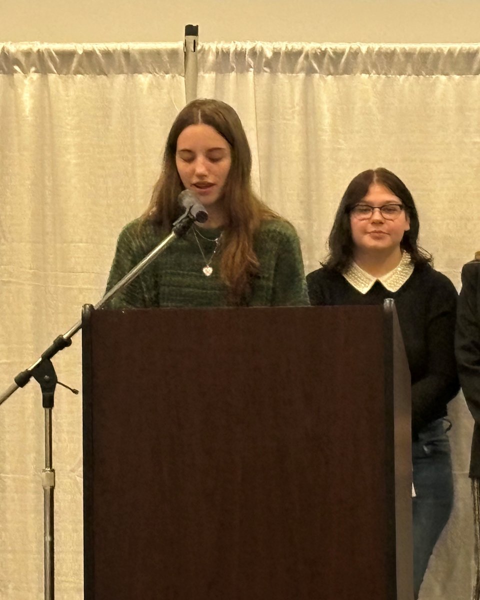 PickawayRossCTC's tweet photo. 🌟 Last week, our students and instructors showcased their expertise at The Appalachian STEM Collaborative in partnership with SuccessBound.📚

Mrs. Patrick, Ms. McCulla, Mrs. Tway and our students presented on our Lean Six Sigma Greenbelt projects. #PRCTCProud #SuccessBound https://t.co/6TSLD2OqtH