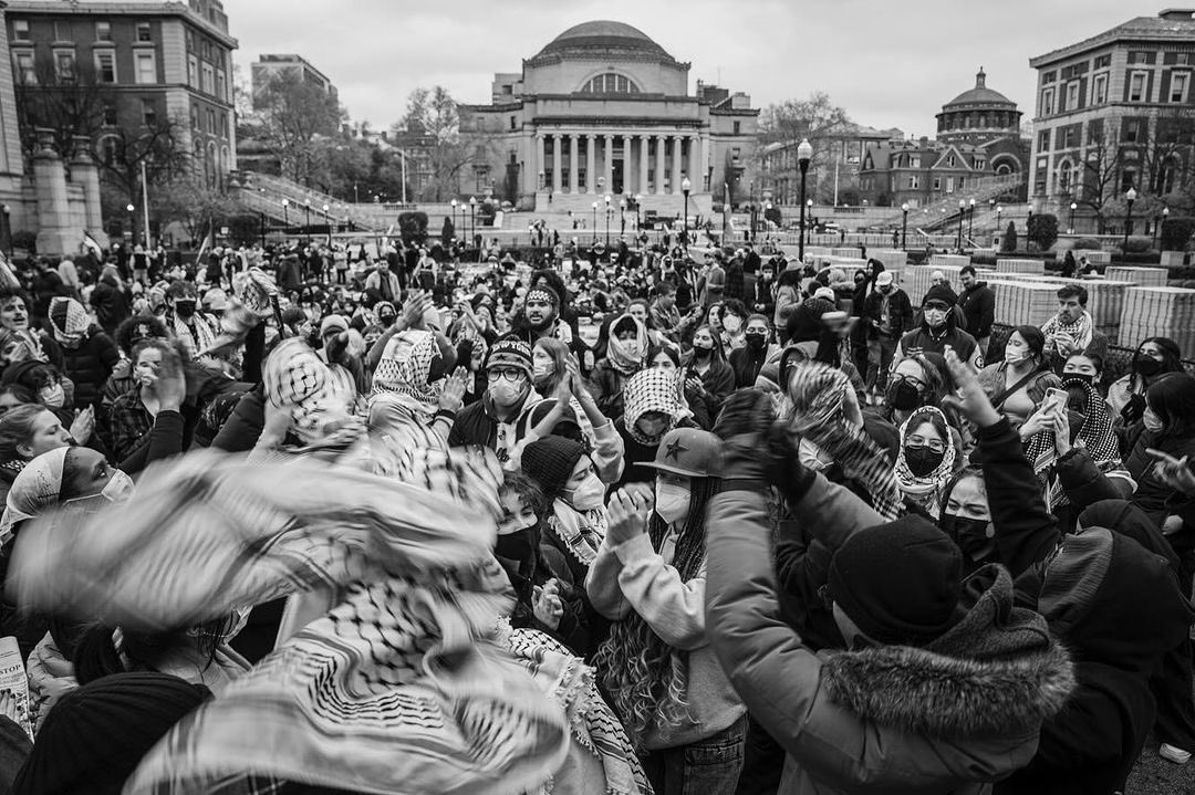 beautiful photos from the gaza solidarity encampment at columbia from @/thebartlett on ig