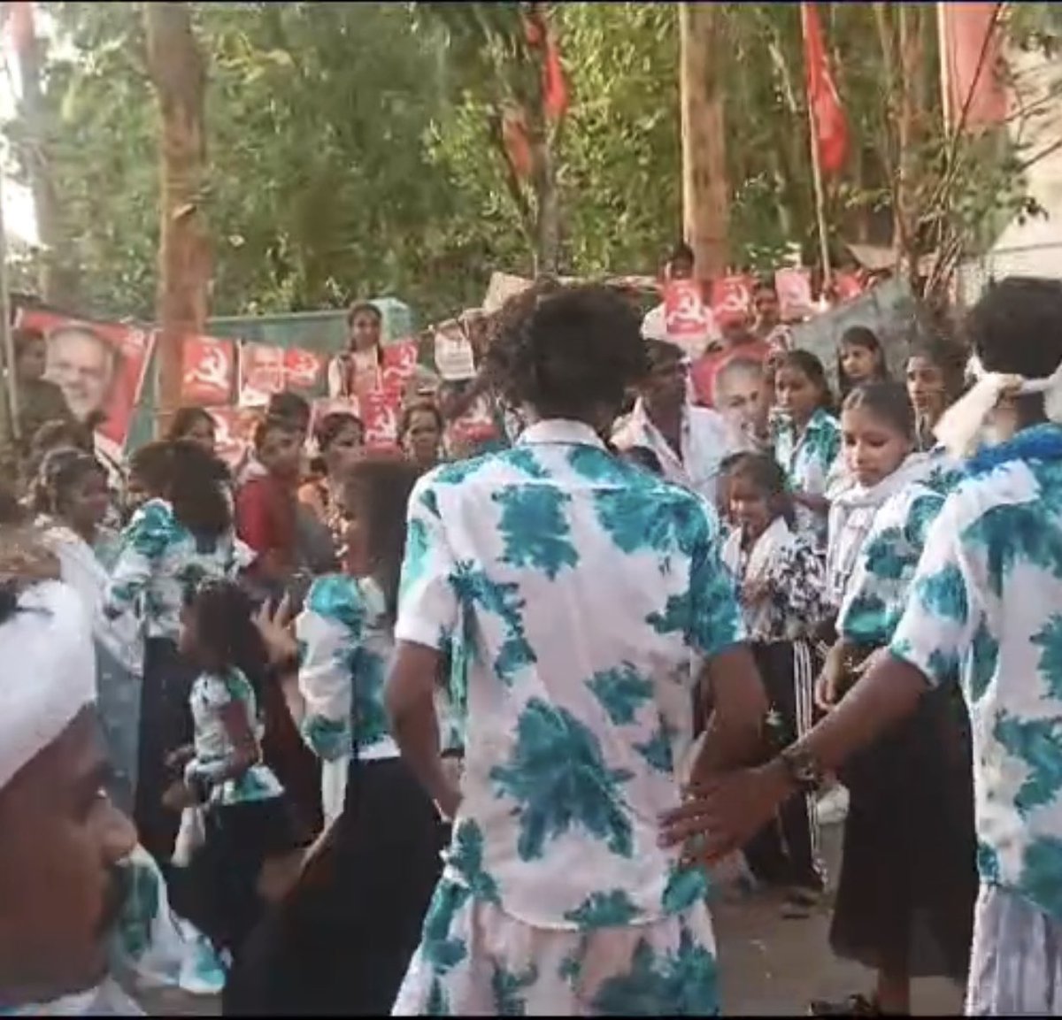 Few scenes from my village temple Vishu celebration. The fund collected as “secular” goes for crass display of communism. Look at the red flags and Nayanar photos.
Mind you saffaron is absolutely not allowed.