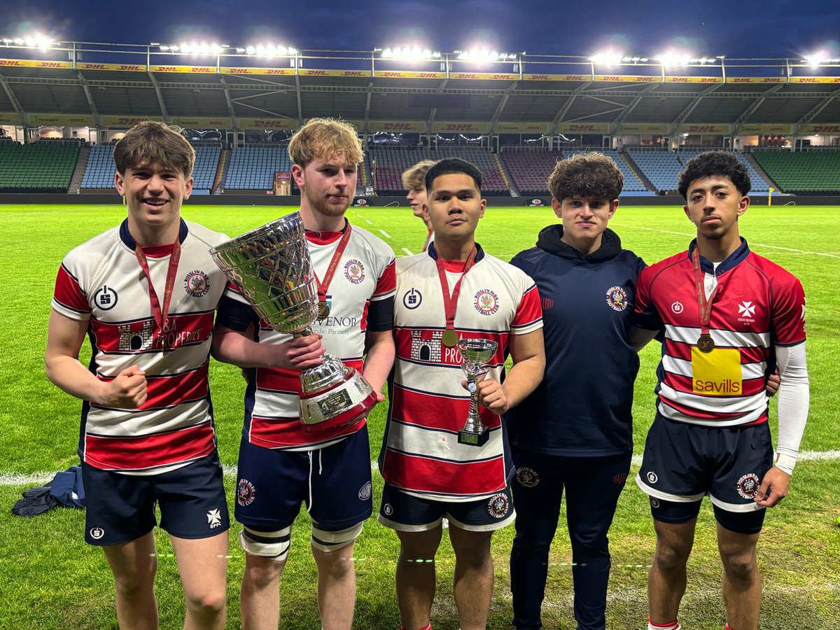 Outstanding achievement from the boys and their @rosslynpark u18 team mates. Huge ball carry from J.Sagge late on in the game setting up the final score in the game. Congratulations to all who took part in the final. A cracking game. 🏉🏆🙌🏻