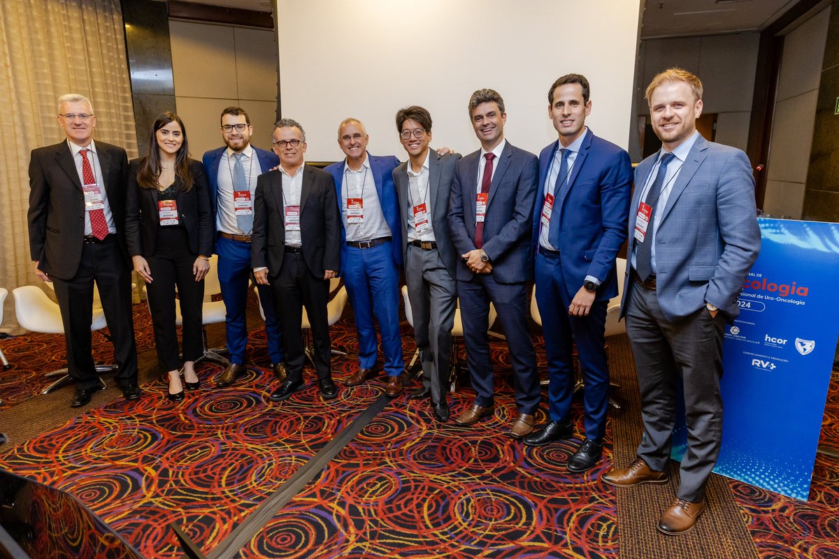 O XV Congresso Internacional de Uro-Oncologia (<a href="/UroOncoBR/">Congresso Internacional de Uro-Oncologia</a> ) foi um sucesso! O maior evento de Câncer Urológico do mundo organizado no 🇧🇷.

Uma honra representar a Urorradiologia ao lado de tantas referências!
<a href="/NandoIde/">Fernando Ide Yamauchi</a> <a href="/IvanPedrollo/">Ivan Pedrollo</a> <a href="/baroni_ronaldo/">Ronaldo Baroni</a> <a href="/juliamirandarad/">Júlia Miranda</a> <a href="/pedropanizza3/">Pedro Panizza</a>