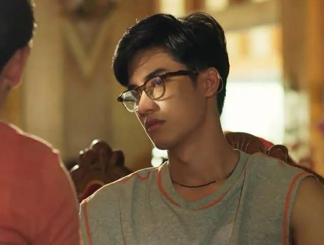 Si Tay <a href="/Tawan_V/">เทย์ทาวาฬ</a> nakikita ko 🫣