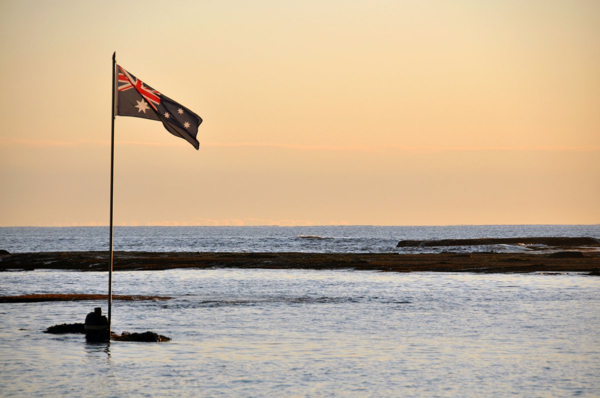 Lest we forget 🇦🇺 Today we pause to pay our respects to all those who’ve made the ultimate sacrifice for our country. We honour the contribution of the brave Australians and Kiwis who have served in all conflicts, past and present. We will remember them. #AnzacDay