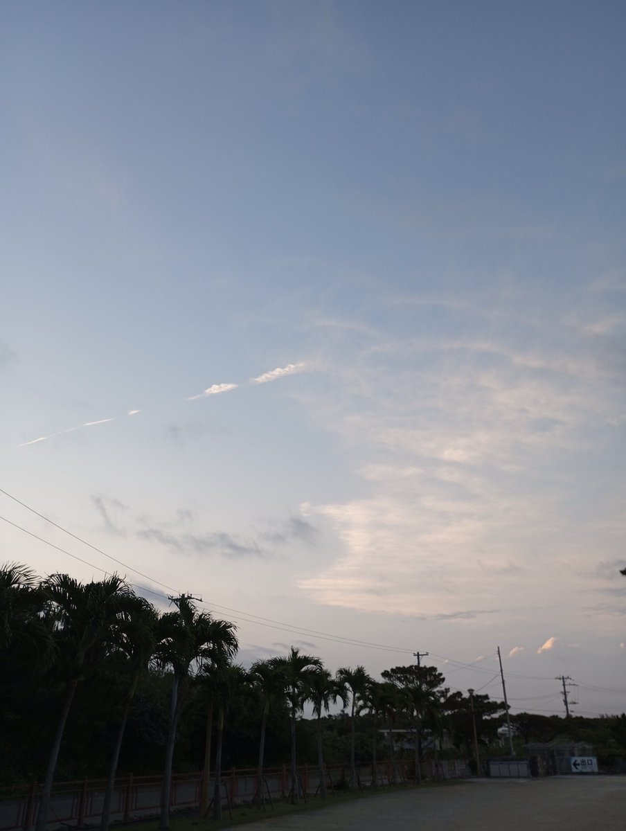 Spoon_385's tweet photo. 停電は困るけど、
とっても静かで清々しい朝
 #宮古島  #大規模停電 https://t.co/91Q4yv8zwu