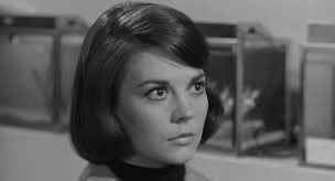Natalie Wood’s character works at Macy’s in Love With the Proper Stranger. Did Kris Kringle help her get the job?