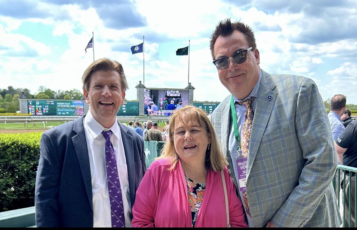 @MattCTVG @ToddTVG Today was a wonderful Keeneland Day. But it was The Perfect Racing Day. Thanks to Todd & Matt for taking time to say Hi! & pose for a pic. It was nice to meet you in person Matt. Safe travels to you two🐴🏇🏼