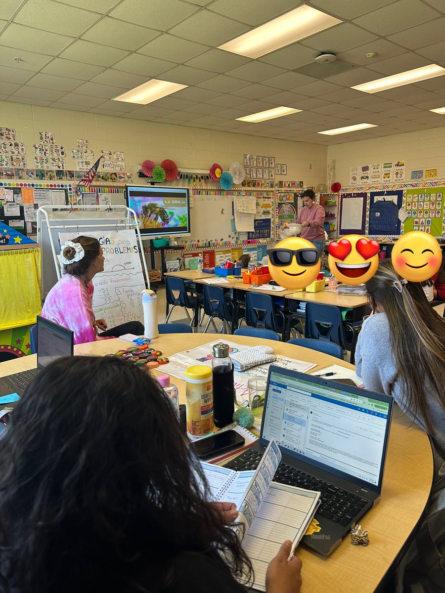 Yesterday, we started Teachers’ visits where our awesome DLI educators  can learn from their colleagues best practices.We enjoyed being in Mr. @CarlosD7678, Mrs. Moreno, Ms. @jenymurillo2 & Mrs. Bellamy classes  listening to the incredible conversations these 2nd Graders have. 🙌🏻