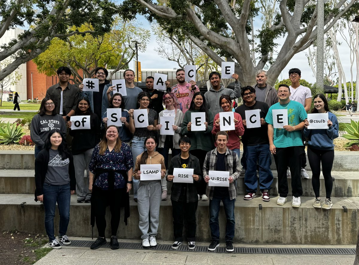 I love working with the next generation of scientists! Together we are the #FaceOfScience #GoBeach
@EnhanceScience @CSULBSciMath