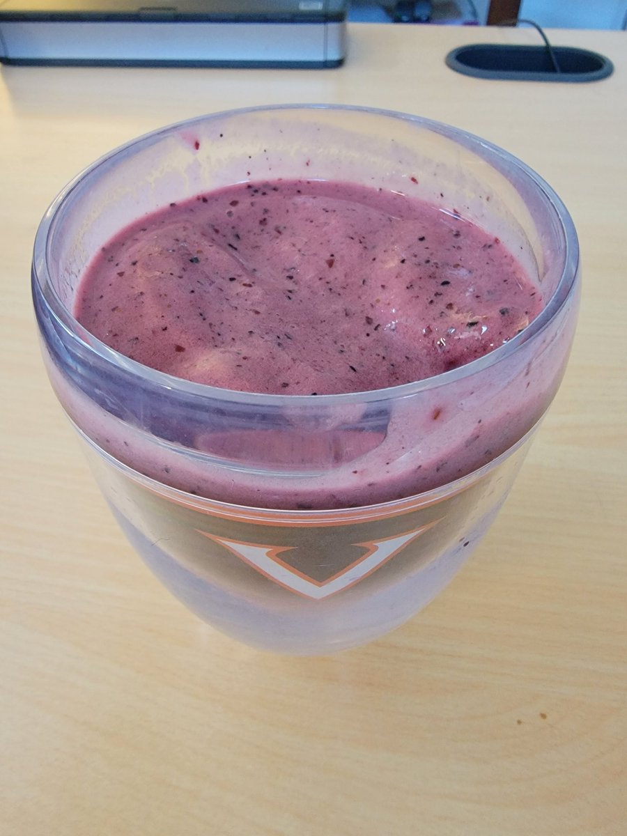 The autonomous collective voted on fruit smoothies for dinner. No further questions, your honor. #twittersupperclub