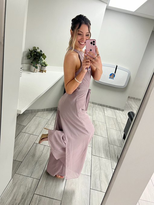 Feels soooo good when you no longer have someone&rsquo;s dusty ass son stressing you out all the time!!!! 🤍🥳<a href="/tag/realloyalfans"class="tags"><span>#realloyalfans</span></a>