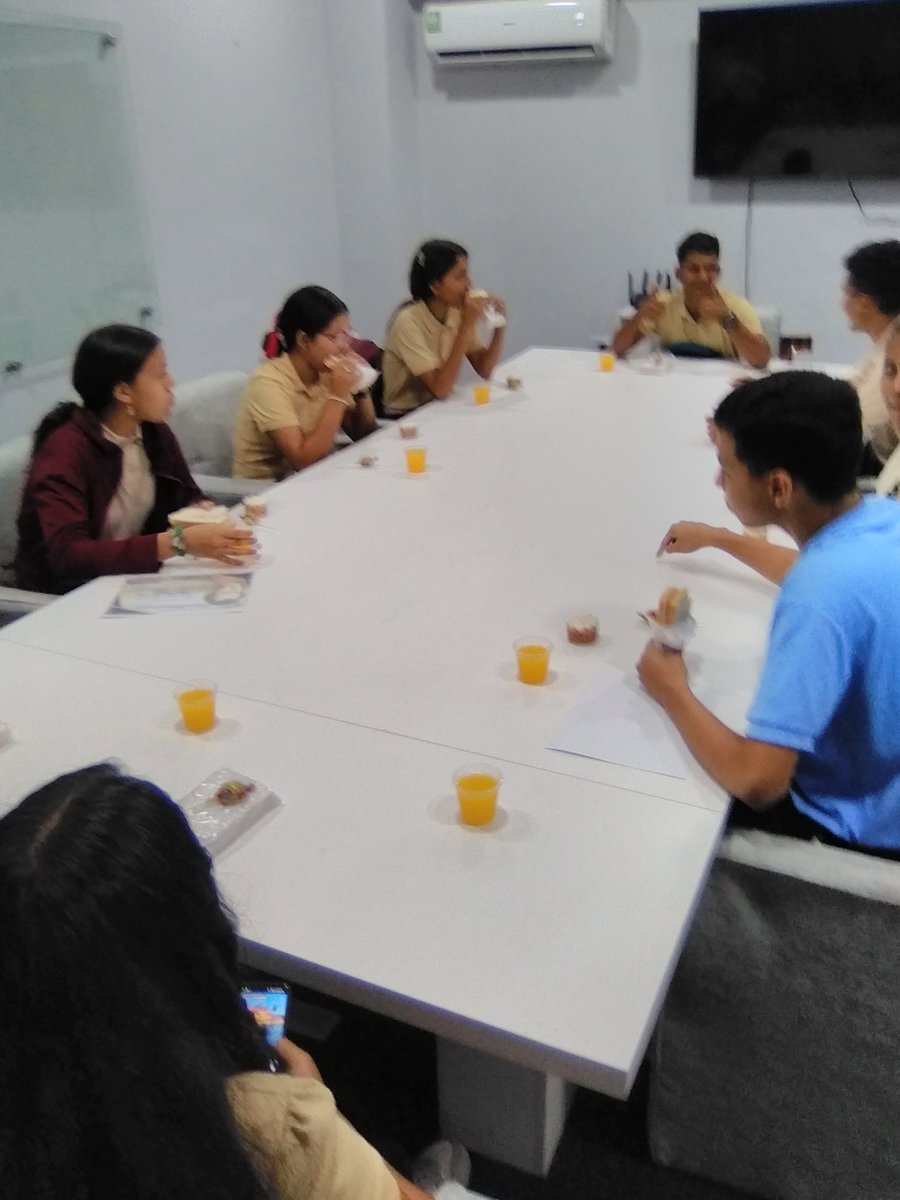 #24Abril <a href="/NicolasMaduro/">Nicolás Maduro</a> <a href="/_LaAvanzadora/">Yelitze Santaella</a> @MPPEDUCACION delegados del XII Congreso Estadal de la Juventud Patriótica Estudiantil socializan temáticas histórica sobre el Bicentenario de las Batallas de Junín y Ayacucho <a href="/dgcpatrimonio/">dgcpatrimonio/turismo</a> <a href="/ActualZe/">CDCE ESTADAL MONAGAS</a> <a href="/ogledar/">Richard Delgado</a> rumbo al CONGRESO NACIONAL