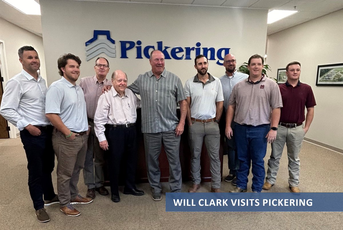 Our Flowood team had a special visitor today. Will Clark, MLB legend AND MSU Bulldog 🐾, is pictured here with our MSU alum. ⚾️