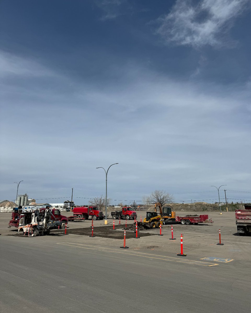 Upgrades to our parking lots are taking place! 🚧 Construction will be taking place in sections of both the north and south parking lots at various times. The lots can still be accessed but we advice guests to obey all signage and barricades, and avoid construction areas.