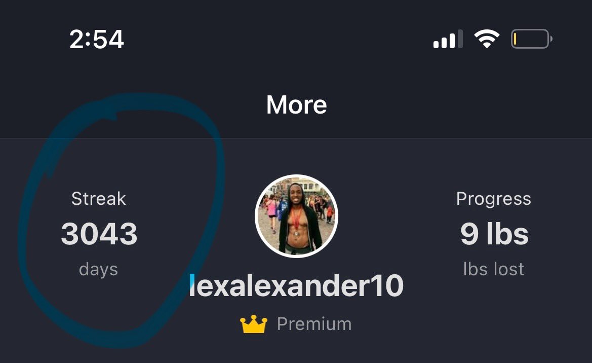 catnoza10's tweet photo. @MFP_Ops love the new feature of displaying the streak in the Food Log! but there’s something wonky going on with the streak count shown in the food log vs the ‘More’ section. @TheLexTimes https://t.co/2PakZ5dtdw