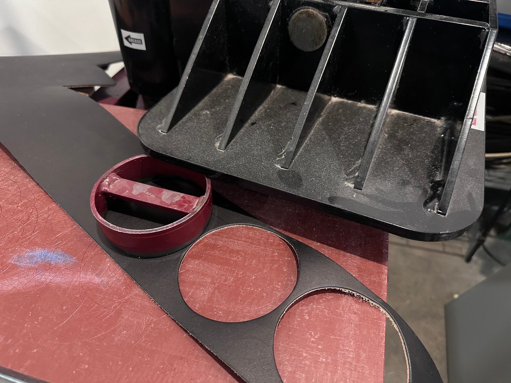 This Mother's Day, give Mom the gift of creativity and learning with our exclusive Buy One, Get One half-off class bundle! Join us for a fun and informative leather coaster-making class here at NextFab!

Sign up today!  nextfab.com/business-works…
