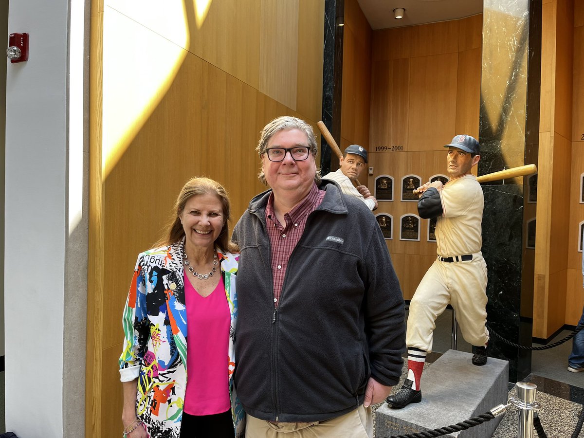 Earlier this week with the the great @SmithJanetmarie @Dodgers @Orioles