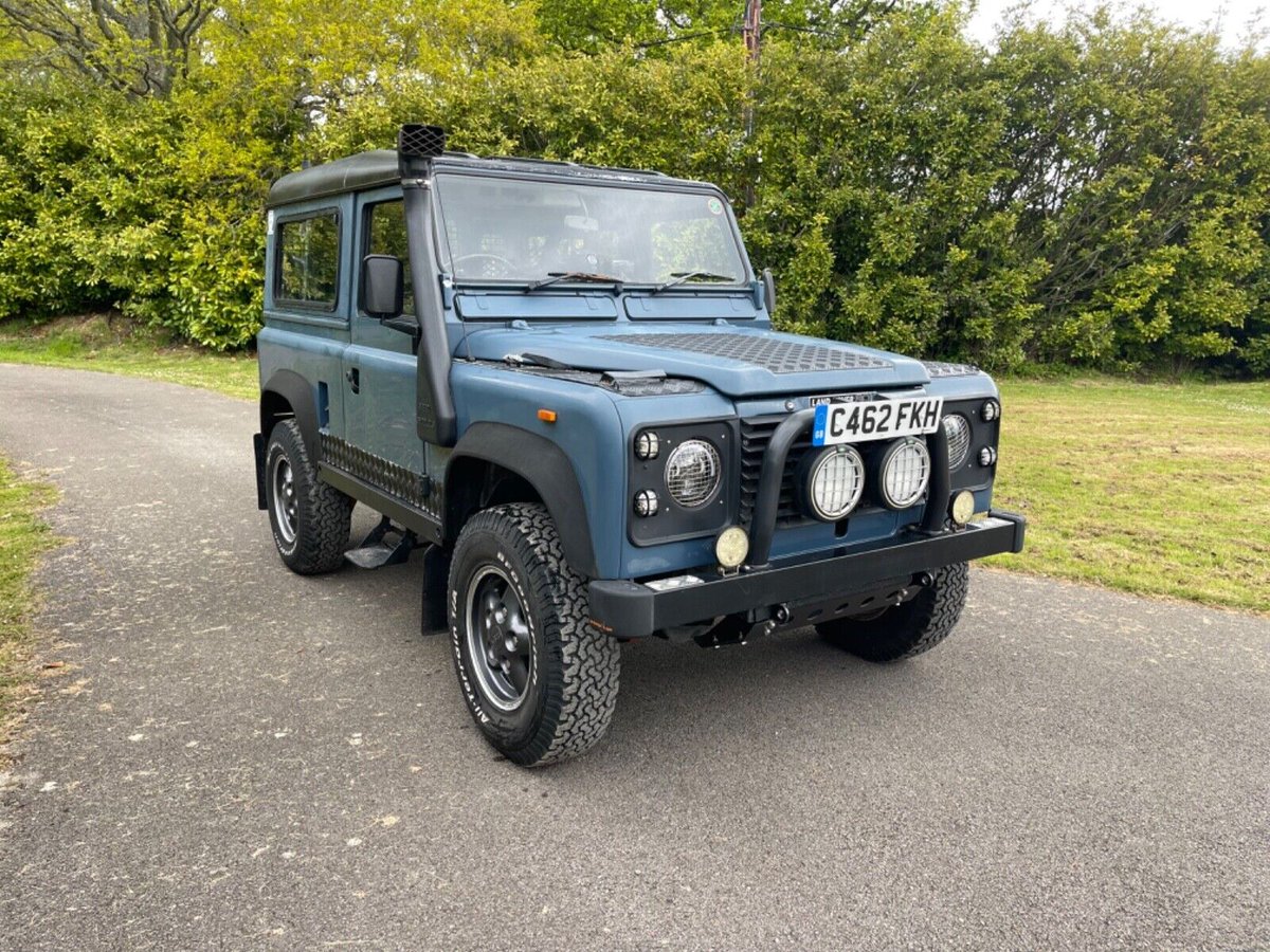 LandyStore's tweet photo. Ad:  Land Rover 90 Factory V8 On Galvanised Chassis
On eBay here -->> https://t.co/LOghFWh86f

 #LandRover90 #FactoryV8 #GalvanisedChassis #4x4Adventure #ClassicCars #LandRoverLove https://t.co/hfo7ZmdYe1