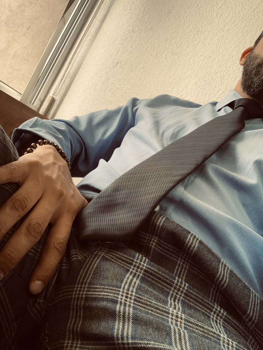 El Licenciado Barbón tweet media