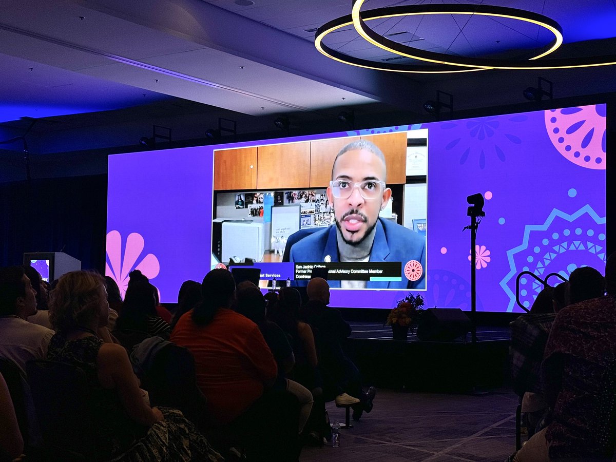 I know him!  @DrJoseValentine , I see you! Video of Dr. Valentine talking about learning about LatinX history as it relates to representation in education at the Prepárate Conference.  #preparate24 @CollegeBoard #collegeaccess