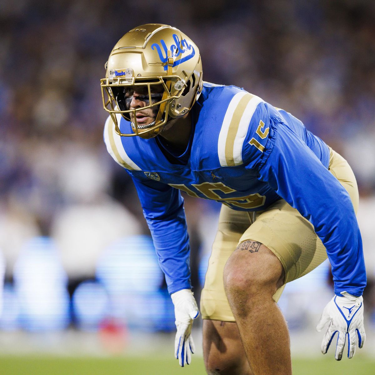 With the _Pick the Los Angeles Rams select @laiatu_latu from UCLA 😮‍💨 
#RamsHouse #Rams #DraftDay