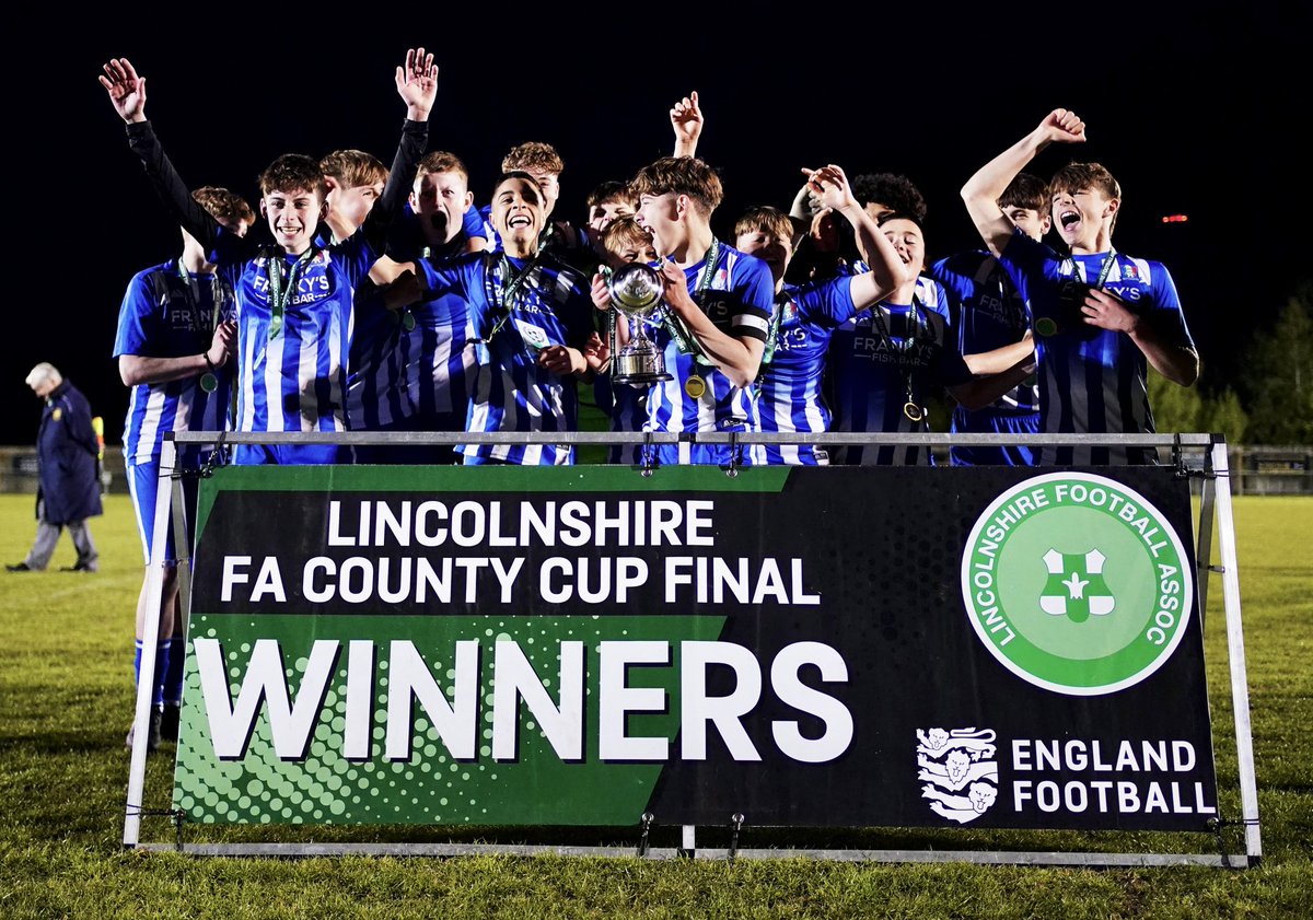 edmayesphoto's tweet photo. Four of my favourite frames from tonight’s @LincolnshireFA County U14s Boys Cup Final between @CollinghamFC U14s and @NettlehamFC2 U14s.

The full set will be published by the Lincolnshire FA in due course. https://t.co/LQlS3KcS63