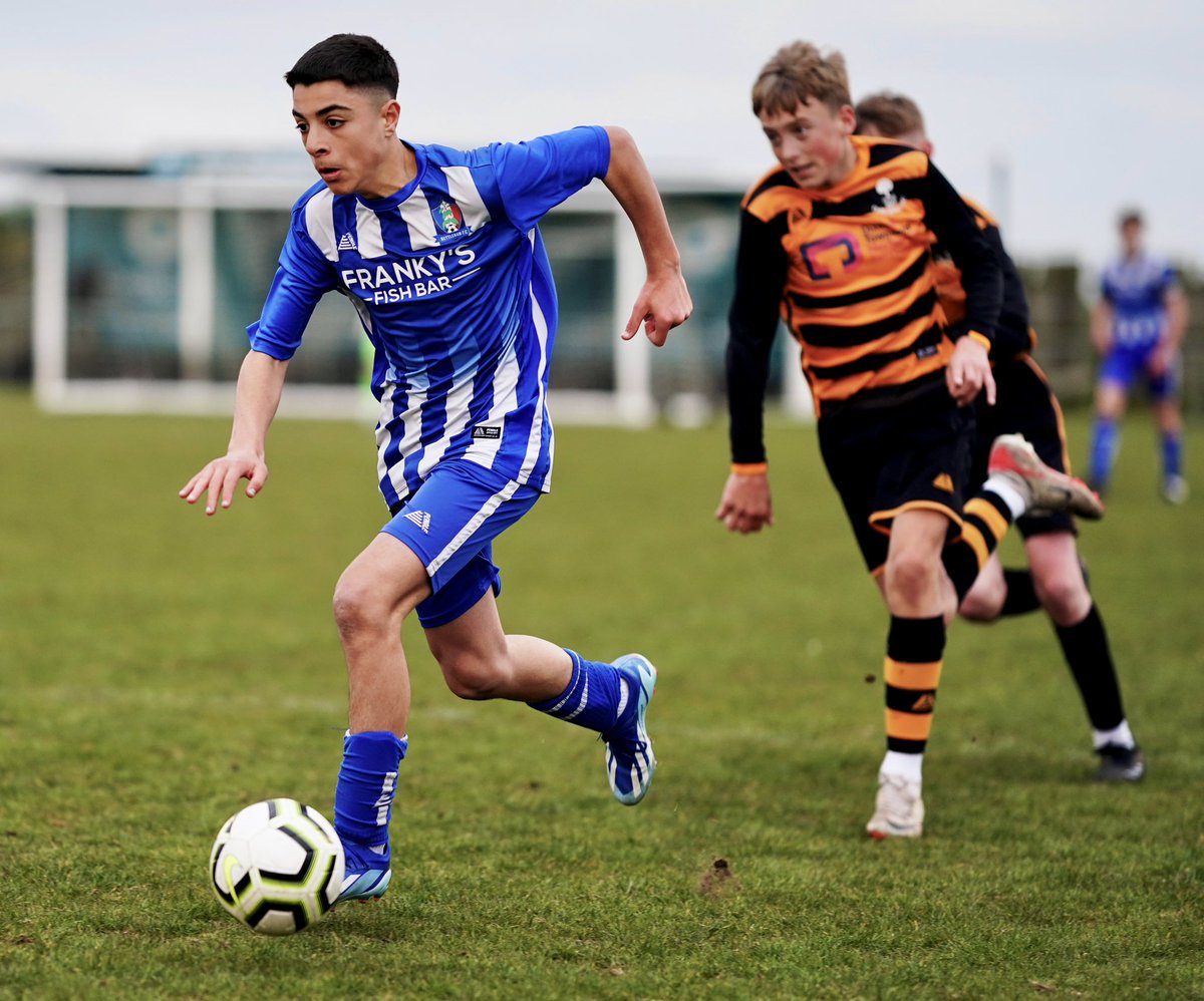 edmayesphoto's tweet photo. Four of my favourite frames from tonight’s @LincolnshireFA County U14s Boys Cup Final between @CollinghamFC U14s and @NettlehamFC2 U14s.

The full set will be published by the Lincolnshire FA in due course. https://t.co/LQlS3KcS63