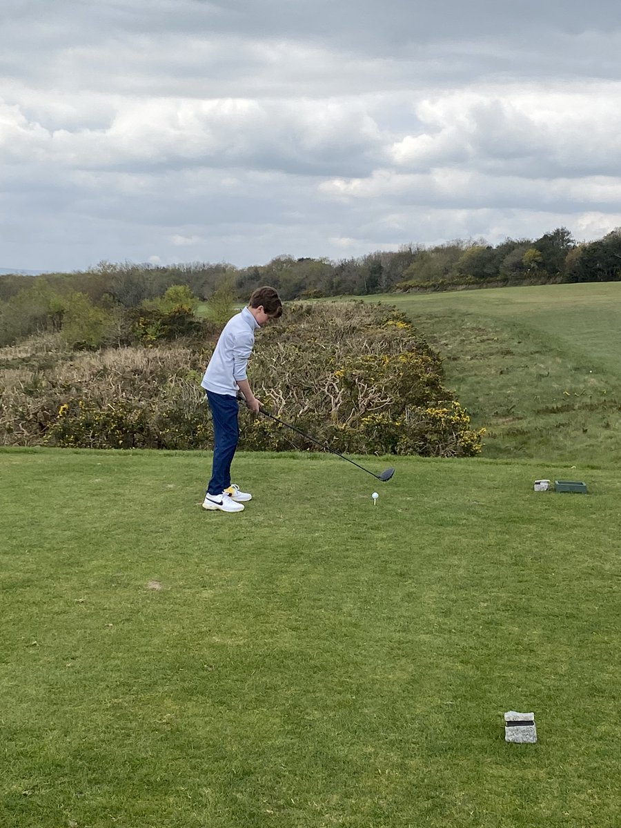 An excellent day with some of the @MillfieldPrep golfers playing at @TeignmouthGolfC in the @schoolsgolf pairs national qualifier v Trinity school. The two Millfield teams are 1st and 2nd after the first round @MPS_Sport #wellplayedallteams