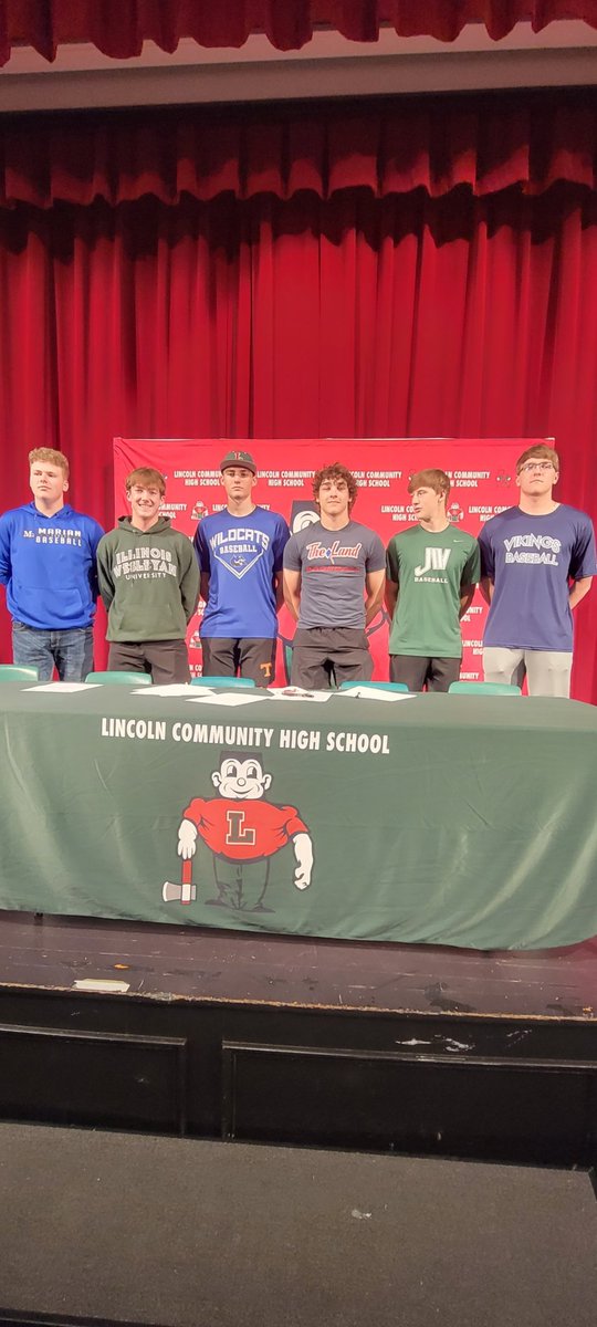 Baseball dudes are signed!
<a href="/WyattMammen/">Wyatt Mammen</a> <a href="/Michaellucas02/">Michael Lucas</a> <a href="/glenn_colbie/">Colbie Glenn</a> <a href="/evers_jarrett/">Jarrett Evers</a> <a href="/Trey_Schilling/">Trey Schilling</a> <a href="/Wurth1B/">B Scott Wurth</a> <a href="/splitter_ball/">Railsplitter Baseball</a> @coach_casson