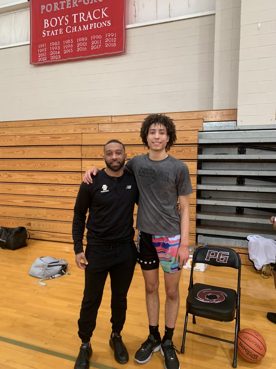 Appreciate my guy @CoachG_2 for coming to our afternoon workout today!!! @BCMBB