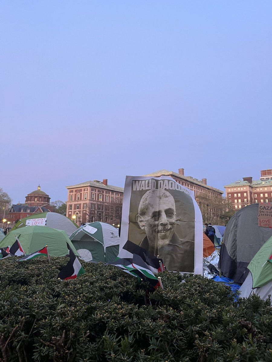 The martyr Walid Daqqa watching over the Gaza Solidarity Encampment. Murdered on April 7 by the Zionist regime, the students honor his intellectual and revolutionary contributions to our struggle and recommit to the fight until Palestine is liberated

#cu4palestine