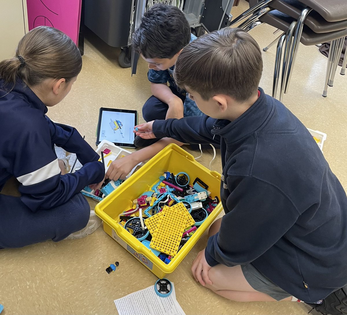 One of my favorite units: Lego Robotics and Coding! My fifth graders love this! @STVSchool @ChiCathSchools @firstlegoleague