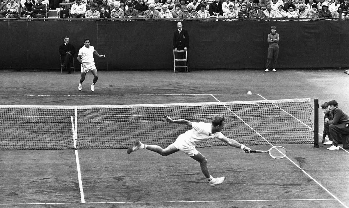 Like golf and baseball, tennis was once scored by hand ✍️ The ITHF recently acquired champion Ken Rosewall's scorecard from the final of the first tournament in the Open Era. The Hard Court Championships of Great Britain took place this week in 1968 in Bournemouth, England.