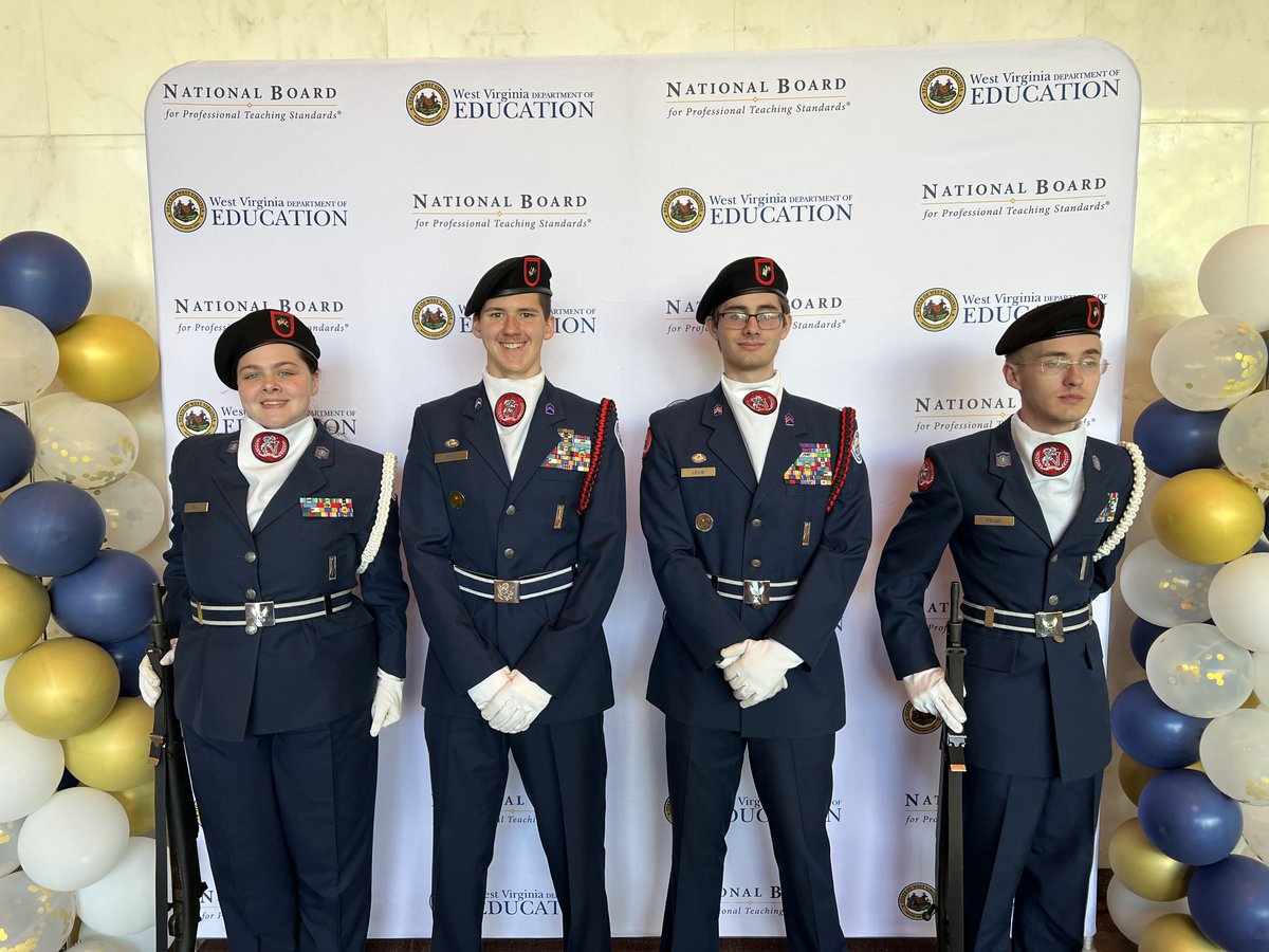 JROTC students from Nitro High School presented the colors and the West Side Middle School choir sang the National Anthem. We appreciate these Kanawha County students for being part of our 2024 National Board Certified Teacher Celebration! 🎉 #WVEd #NBCTWV2024