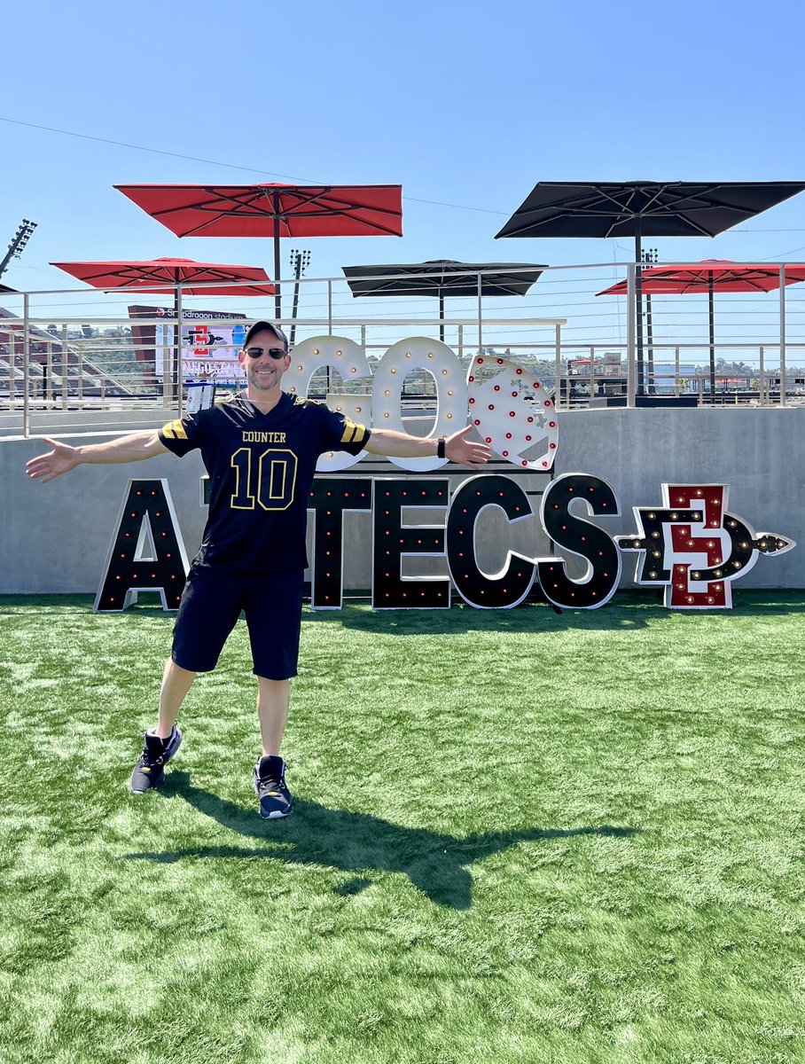 cten_official's tweet photo. This weekend, CounterTEN was honored to join the SDSU Aztecs Showcase, collaborating with the Aztec Link NIL Collective to explore new revenue streams for SDSU athletes from diverse sports.

#AztecLink #SDSUathletics #NILcollective #SmartTicketing #AthleteCollectibles https://t.co/OKC5VywZo5