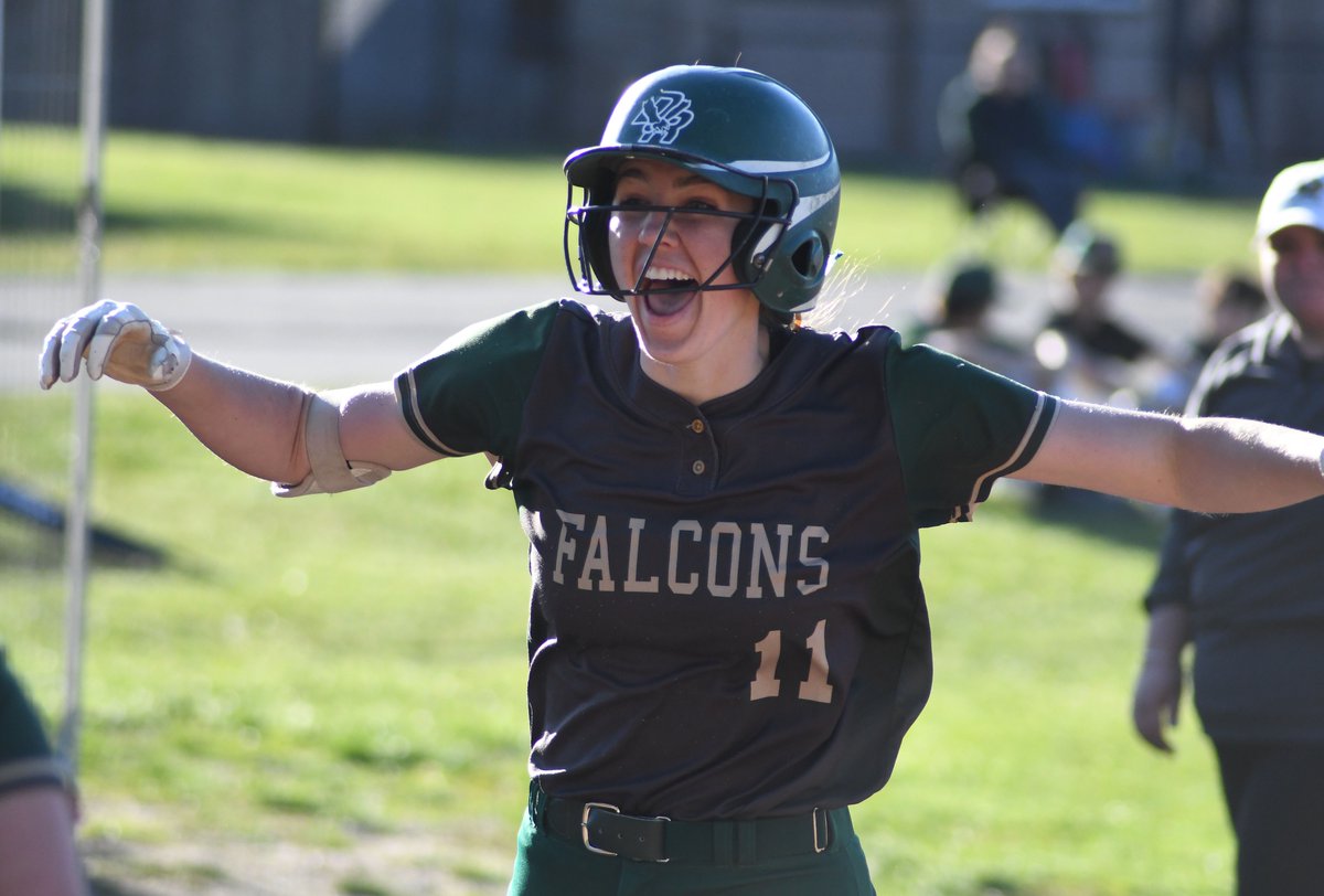 Dighton-Rehoboth's Lucy LaTour across her last five games: 16-22, 13 runs, 5 HR, 18 RBIs, 1 strikeout. 🔥🔥🔥🔥🔥🔥🔥