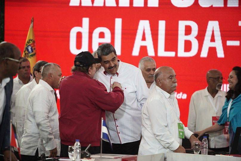 #AHORA || Jefes de Estado que asisten a la XXIII Cumbre de la ALBA-TCP, en el Palacio de Miraflores, en Caracas, ratificando la unión latinoamericana y caribeña. #Nicaragua #Noticiero6